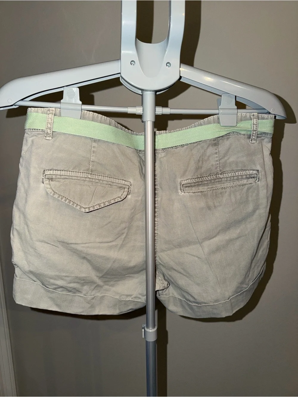 Paul & Joe Sister Rendezvous Casual Beige Women's khaki cuffed Shorts